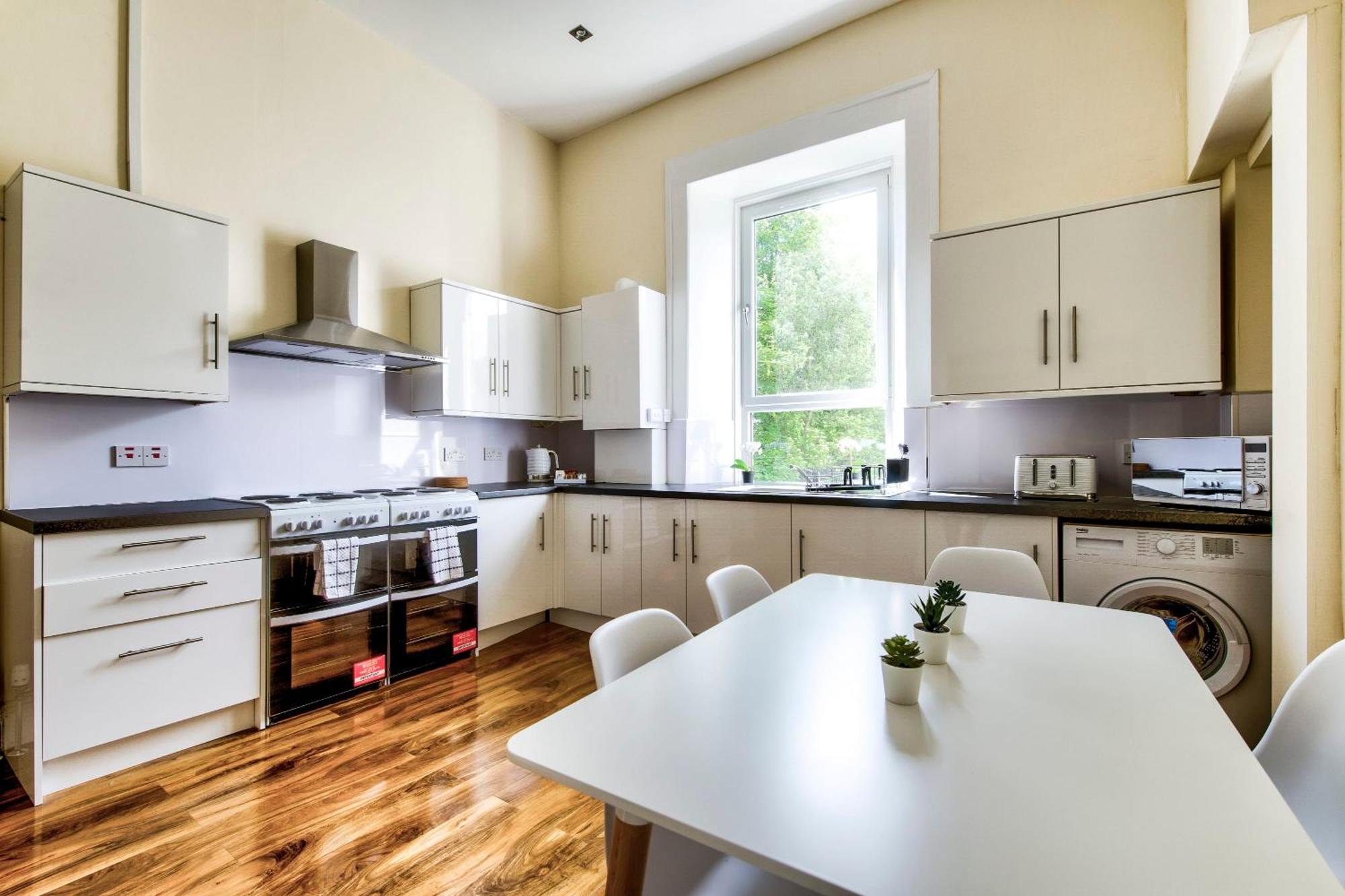 Stunning 5 Bedroom Apt, Close To City Centre, Sec, Hydro And Motorway Glasgow Exteriér fotografie