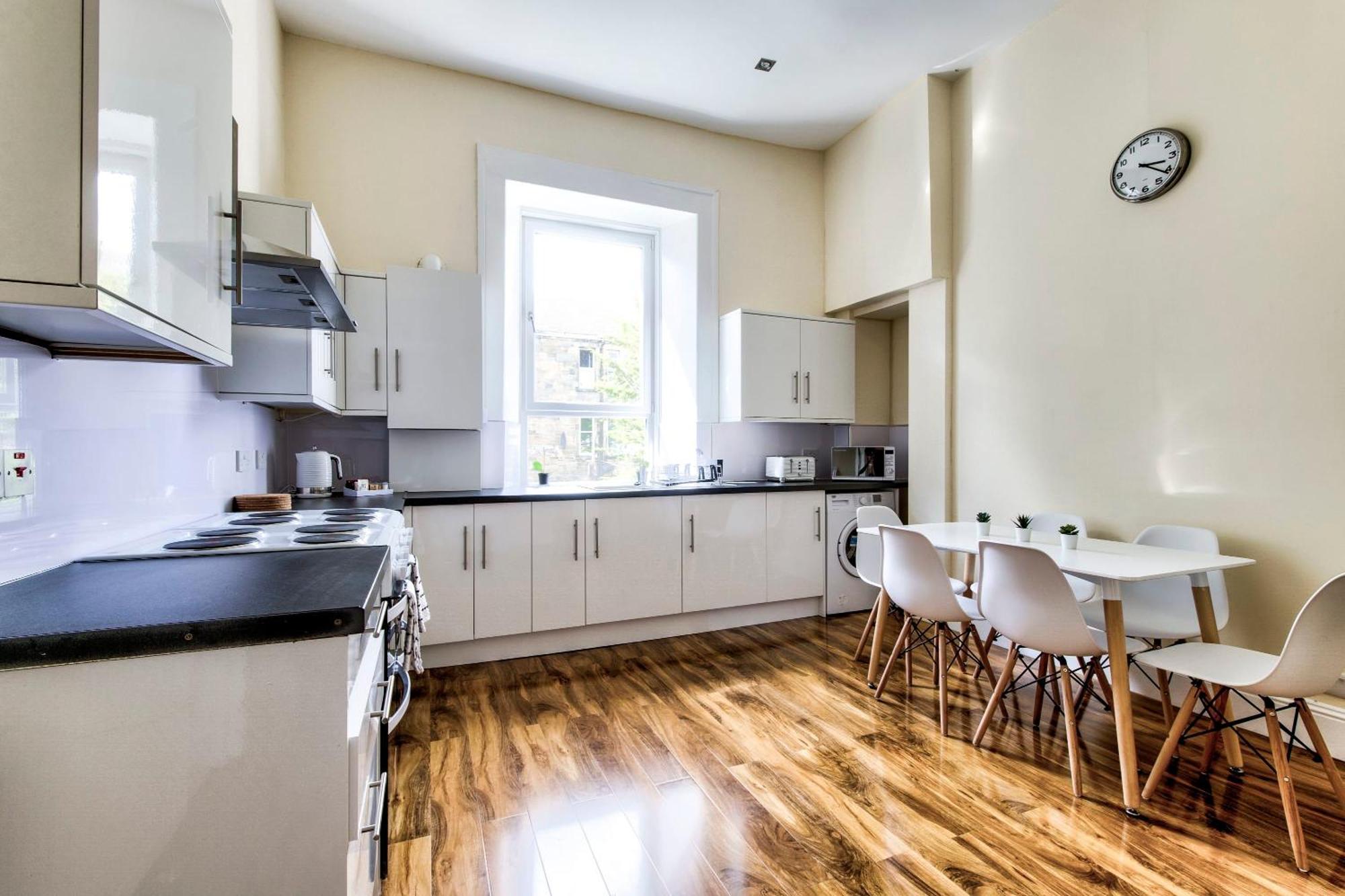 Stunning 5 Bedroom Apt, Close To City Centre, Sec, Hydro And Motorway Glasgow Exteriér fotografie